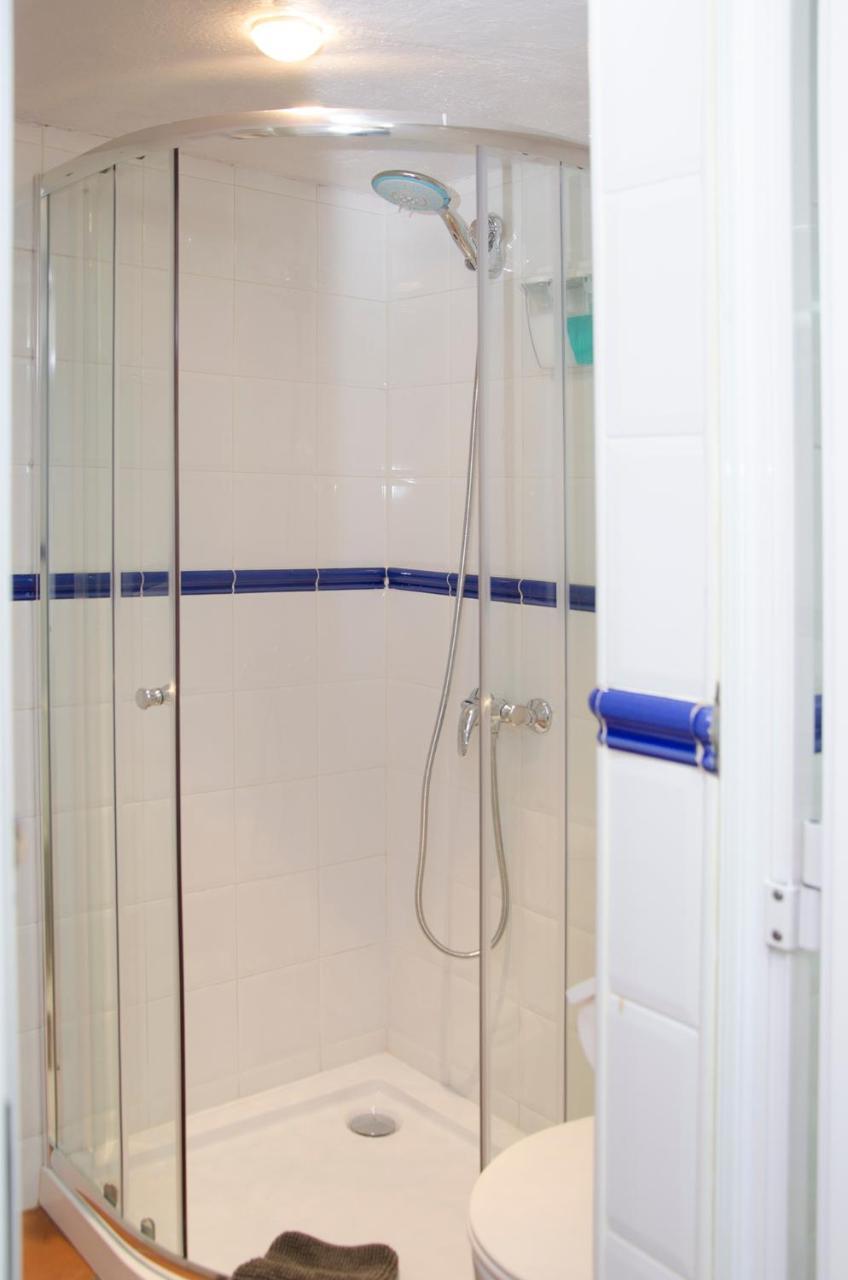 Apartment Vacarisses Torreblanca Estacion, Piscina Privada Екстер'єр фото